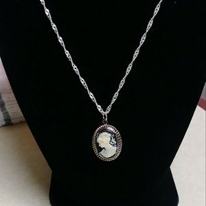 Cameo necklace 16 inch sterling silver chain